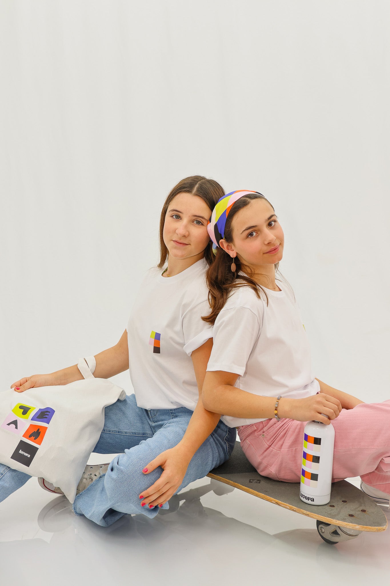 TEAM CHILDREN'S T-SHIRT