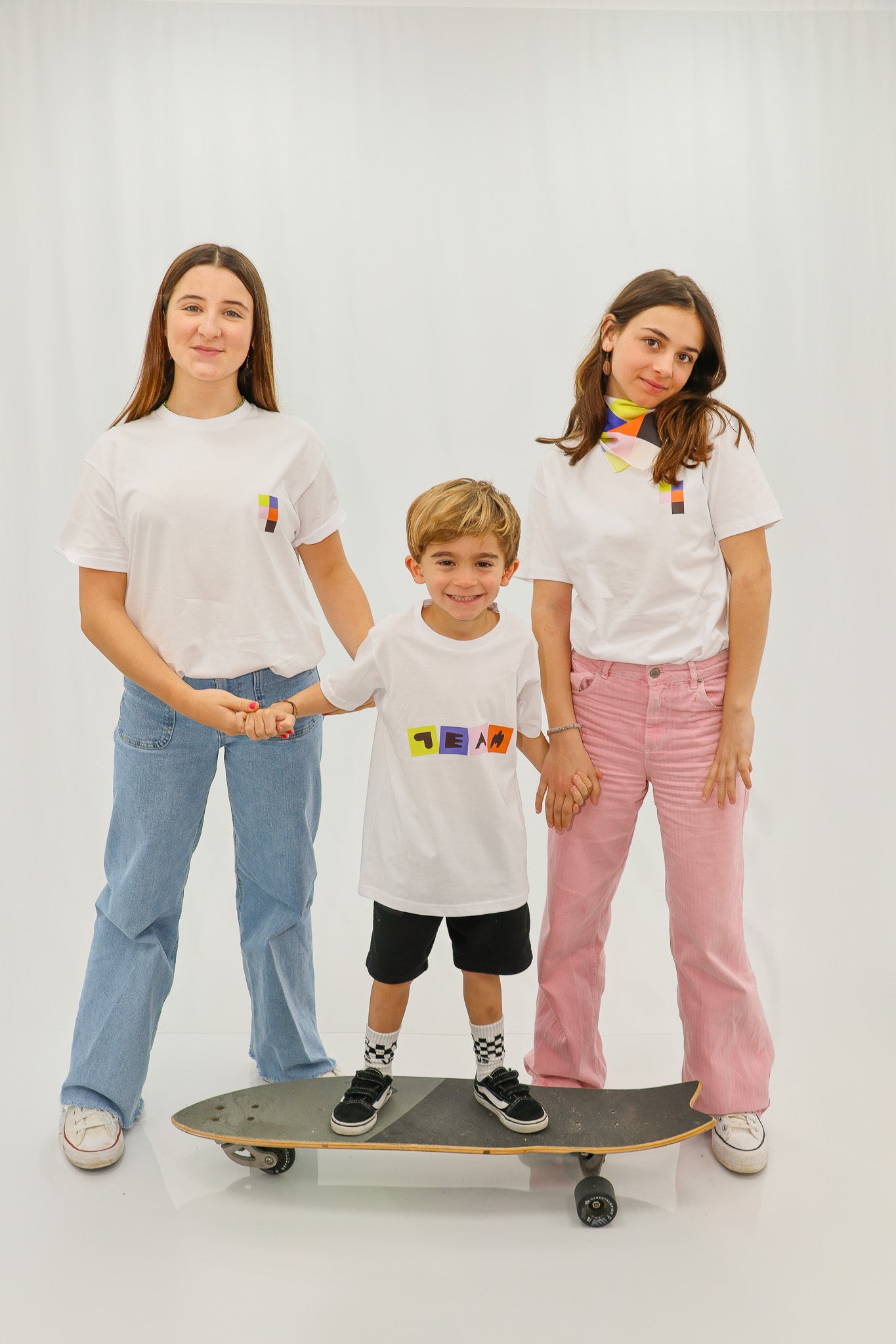 TEAM CHILDREN'S T-SHIRT